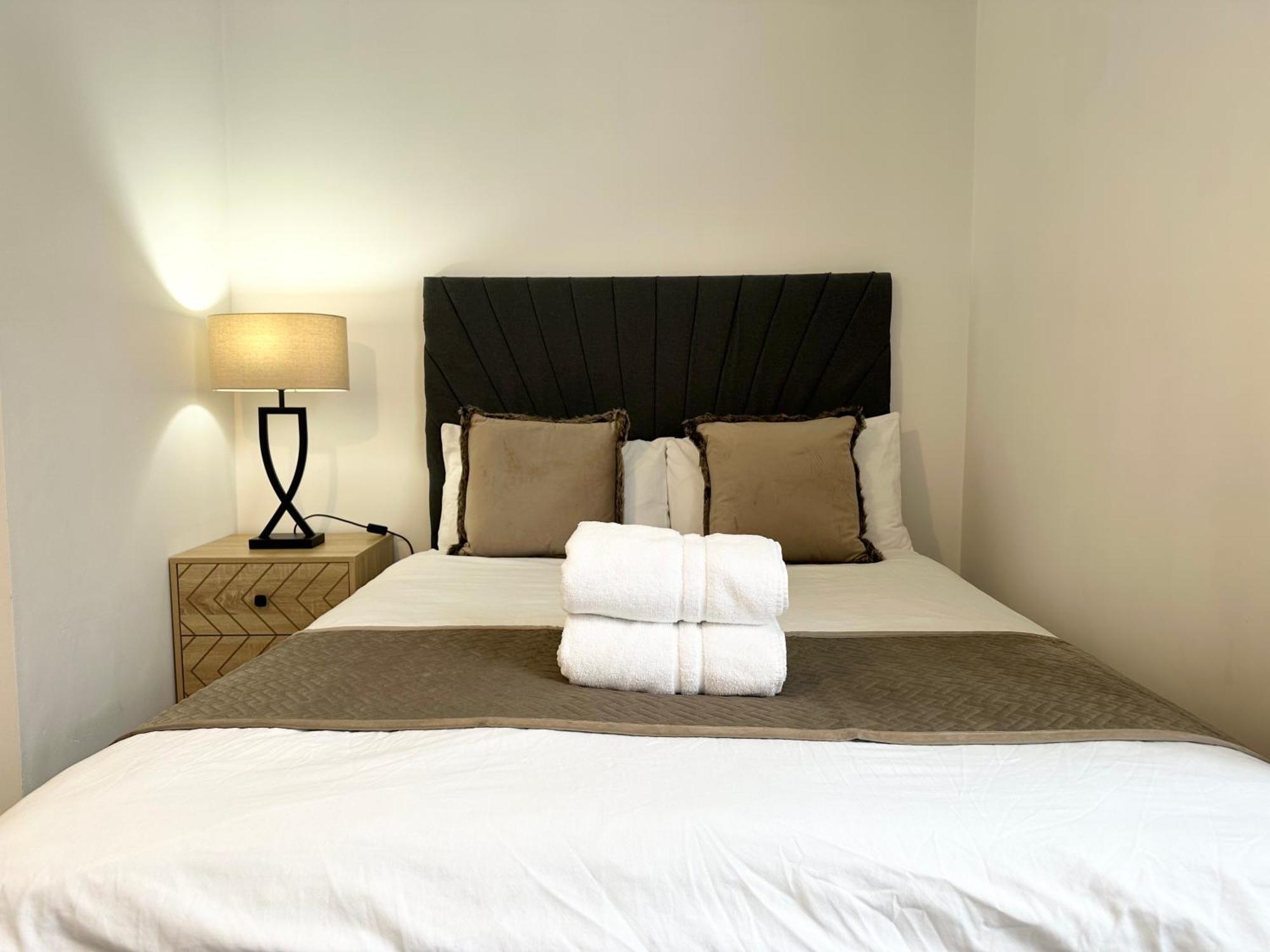 Westferry Hotel Лондон Екстериор снимка